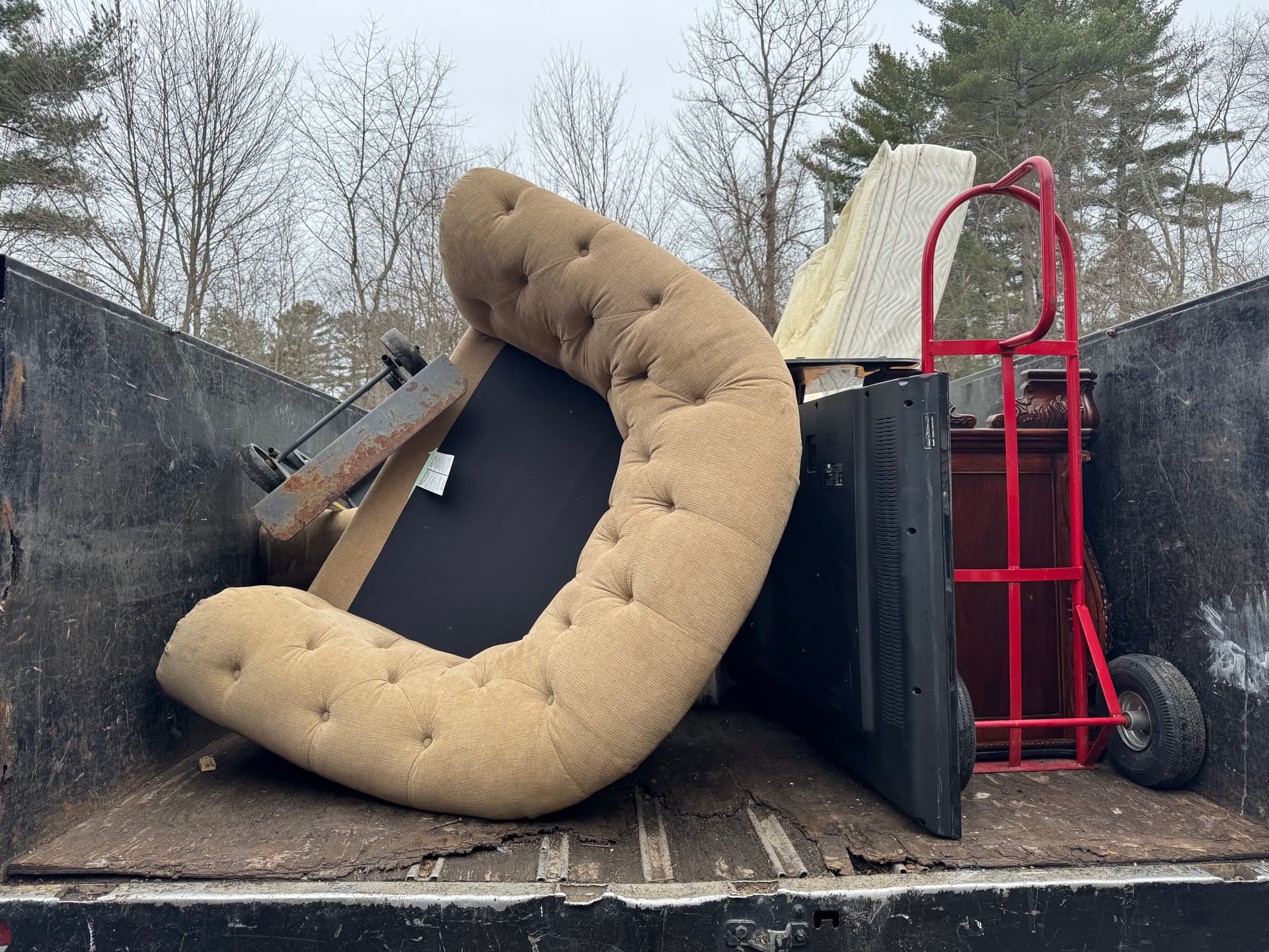 Gallery photos for Furniture Haul Success in Londonderry NH: Image #1