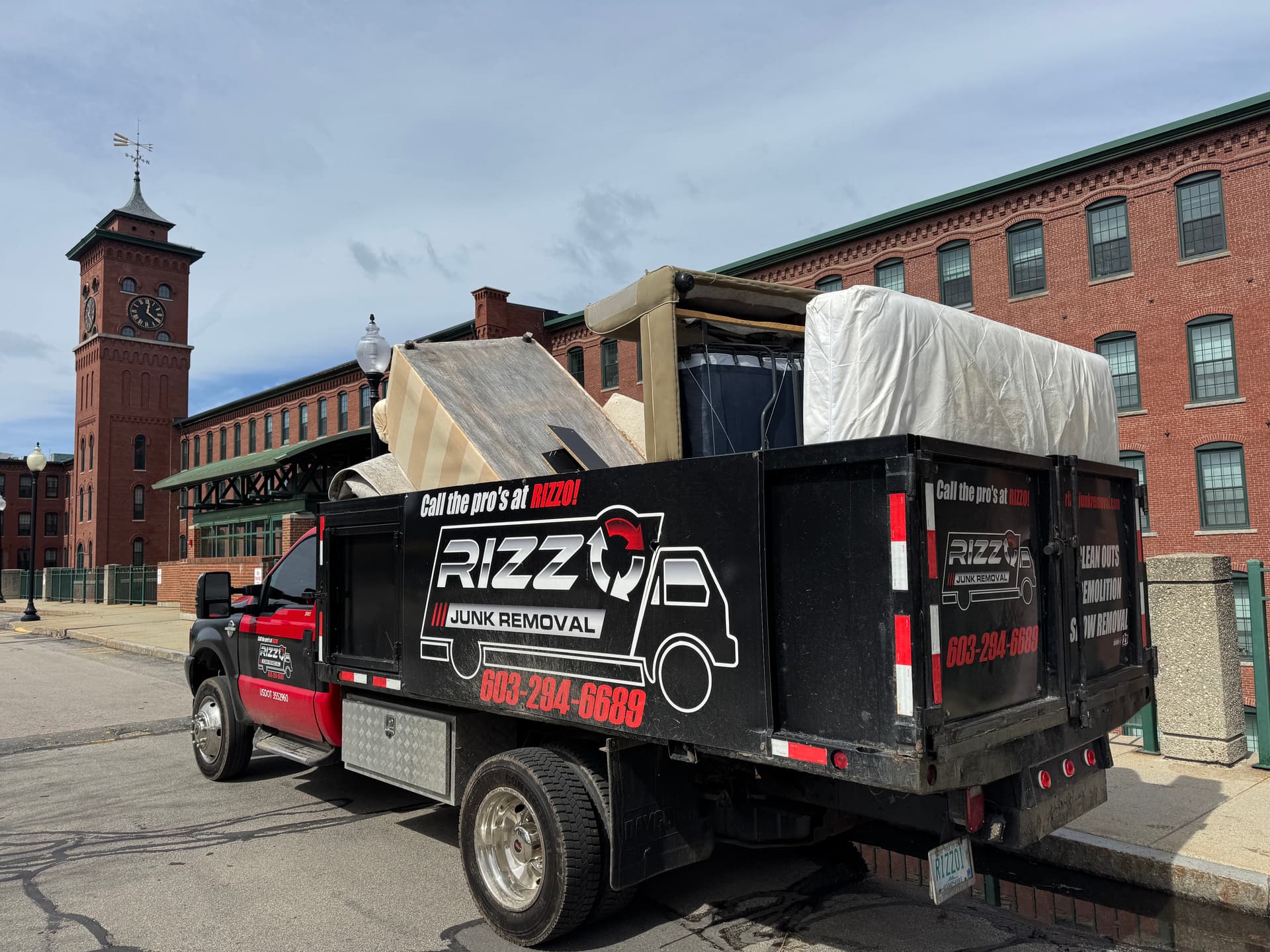 Gallery photos for Efficient Junk Haul in Nashua NH: Image #2