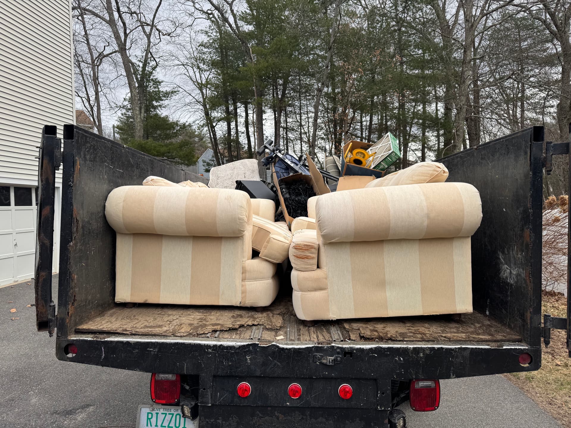 Clearing the Clutter: Rizzo Junk Removal in Nashua NH image