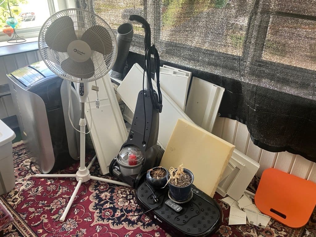 Gallery photos for Hassle-Free Moving with Rizzo Junk Removal: Image #1