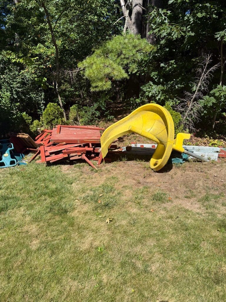 Gallery photos for Efficient Swing Set Removal in Nashua: Image #1