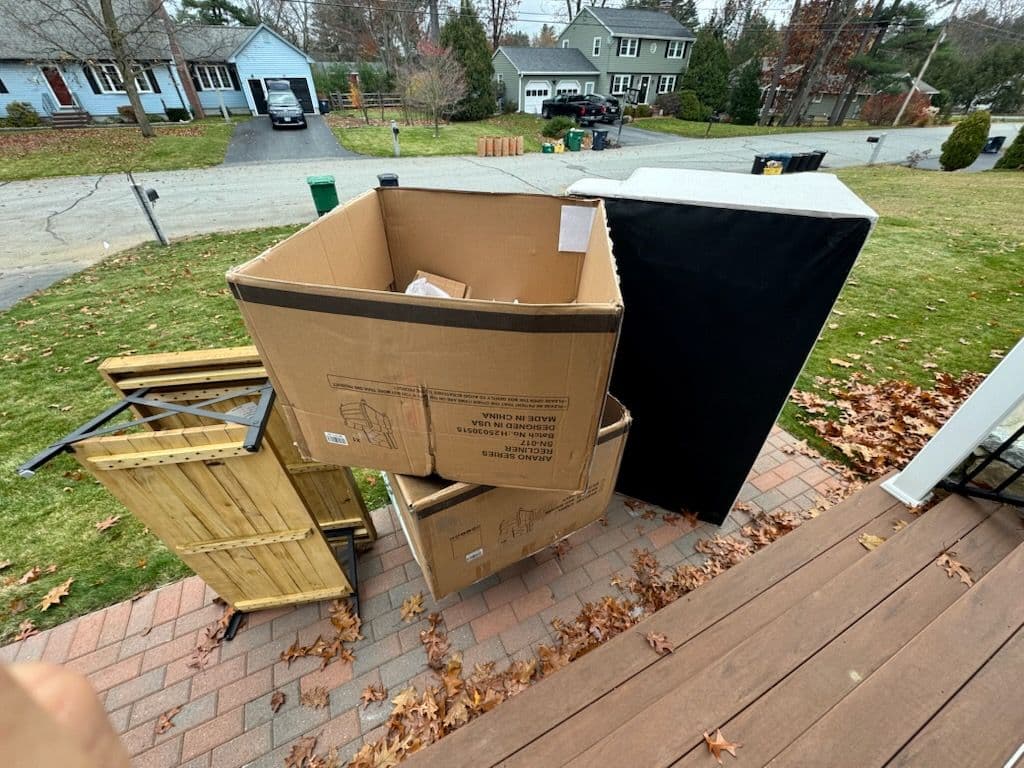 Gallery photos for Efficient Junk Removal in Nashua NH: Image #1