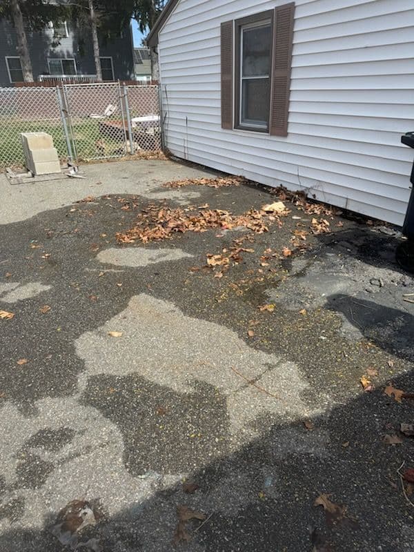 Gallery photos for Yard Debris and Clutter Removal in Nashua, NH: Image #1