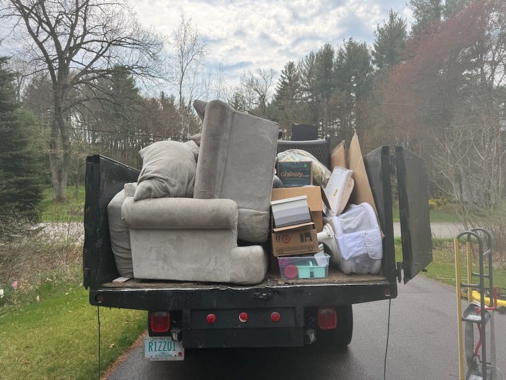 Gallery photos for Efficient Junk Removal for Hudson Homes: Image #1