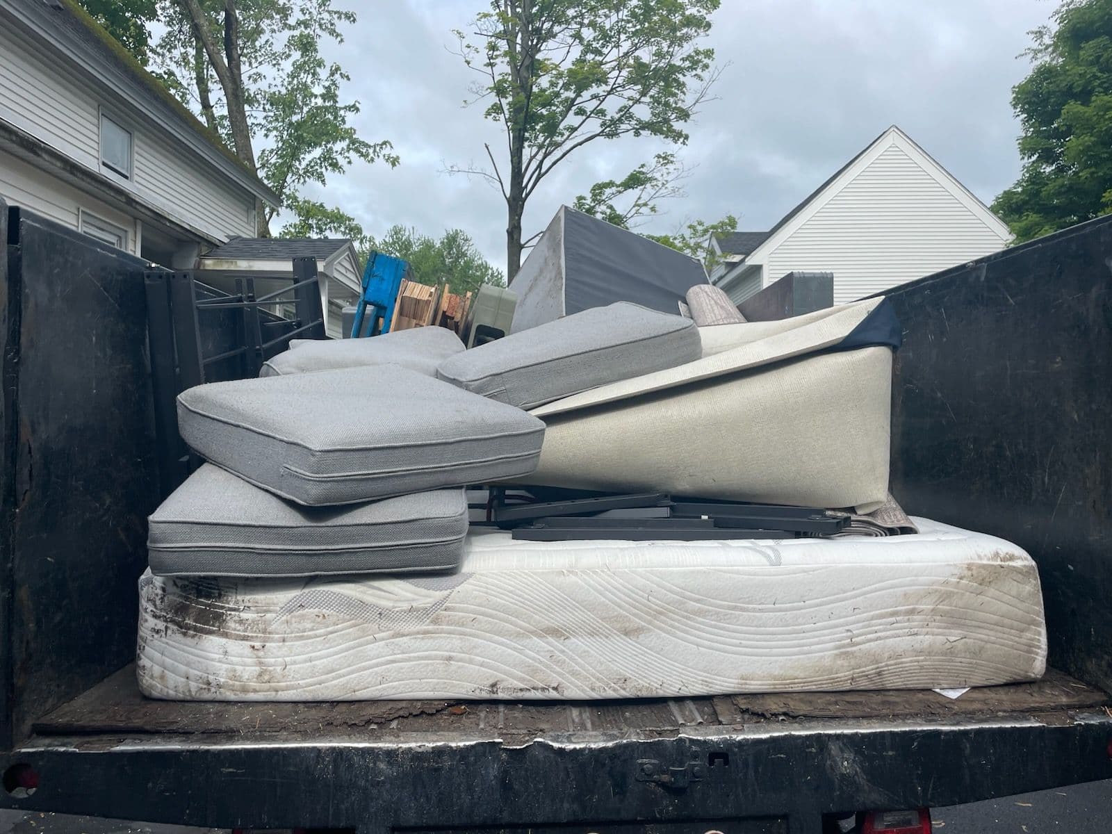 Efficient Junk Removal Services in Pepperell