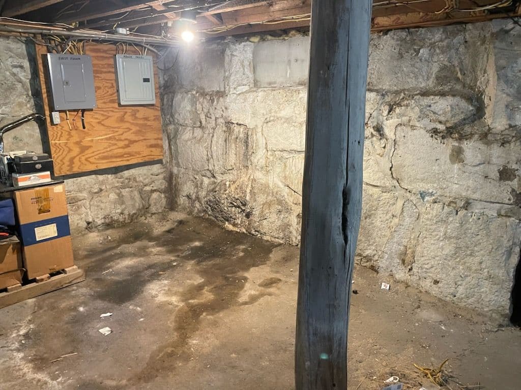 Gallery photos for Transform Your Basement with Expert Junk Removal: Image #1