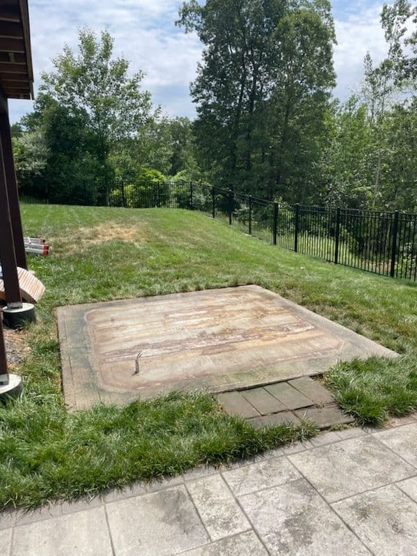 Gallery photos for Transform Your Backyard with Rizzo Junk Removal: Image #1