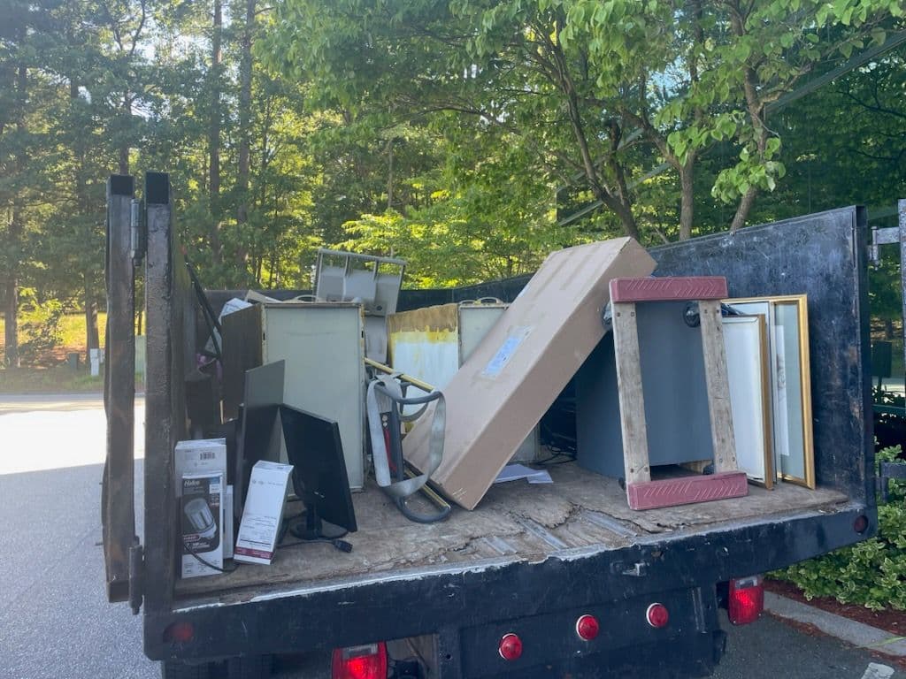 Gallery photos for Efficient Office Clean-Out in Hudson NH: Image #1