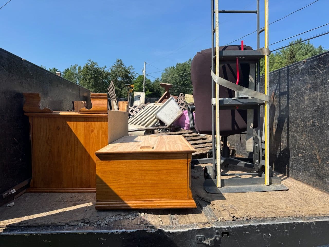 Gallery photos for Efficient Junk Removal Bliss in Nashua: Image #1