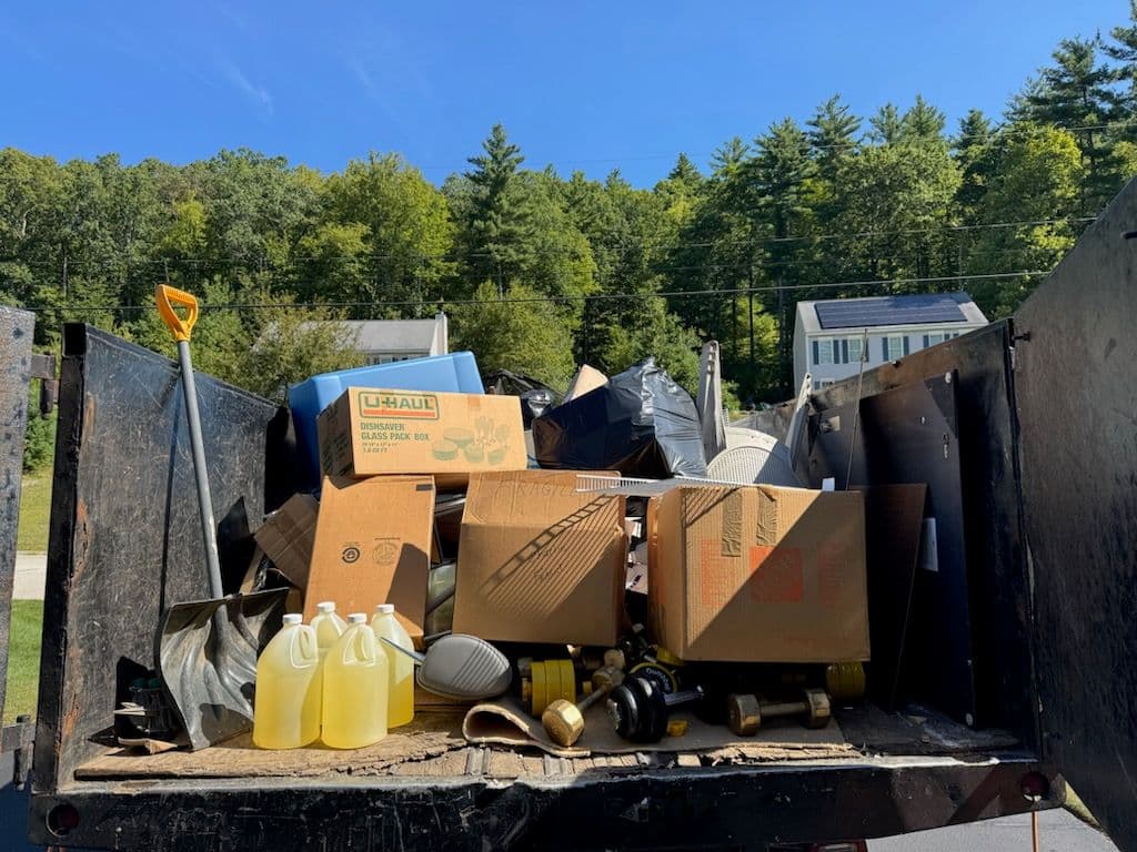 Gallery photos for Milford NH Efficient Garage Clean-Out: Image #3