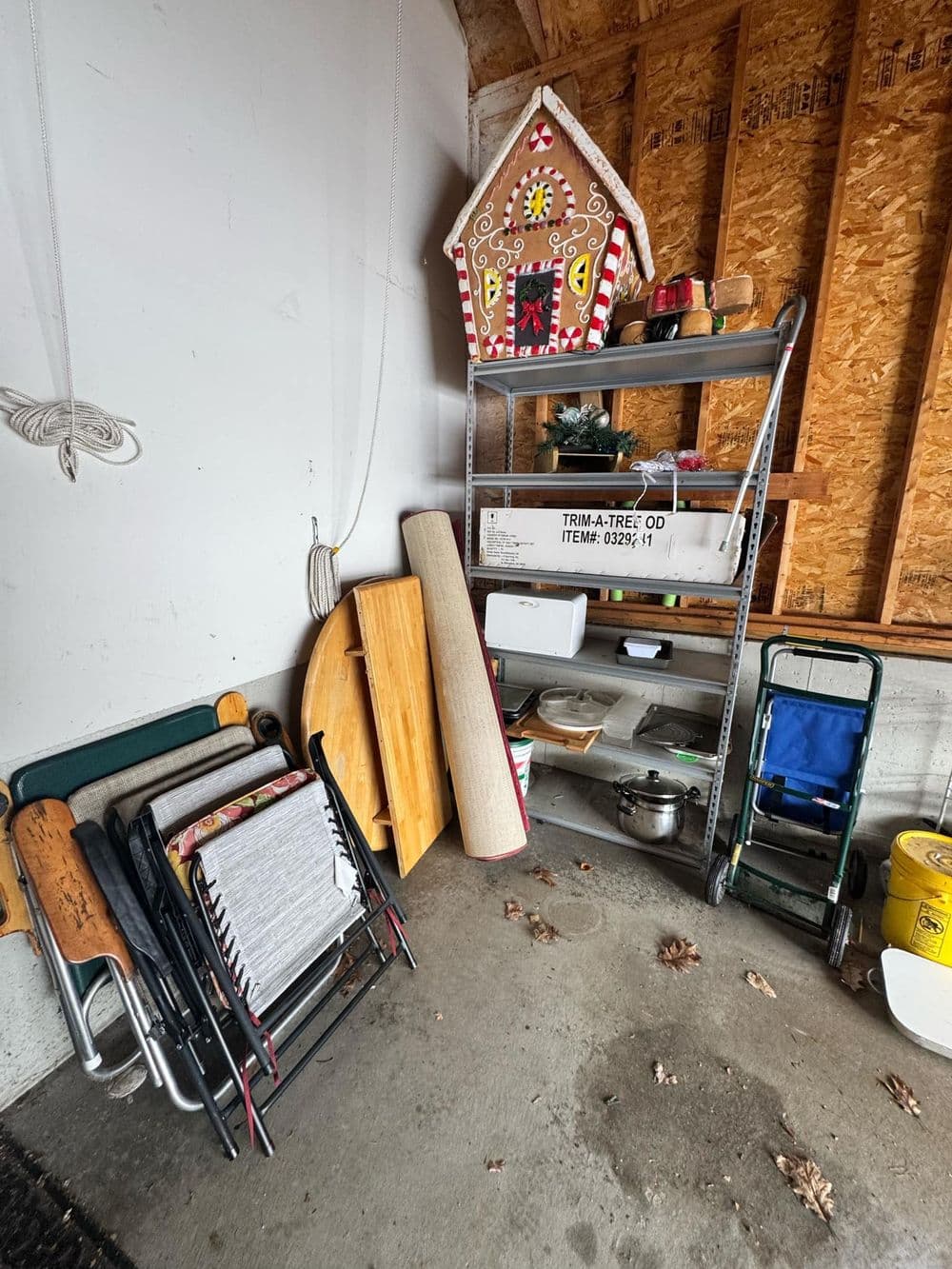 Gallery photos for Residential Space Clearing and Organization: Image #6