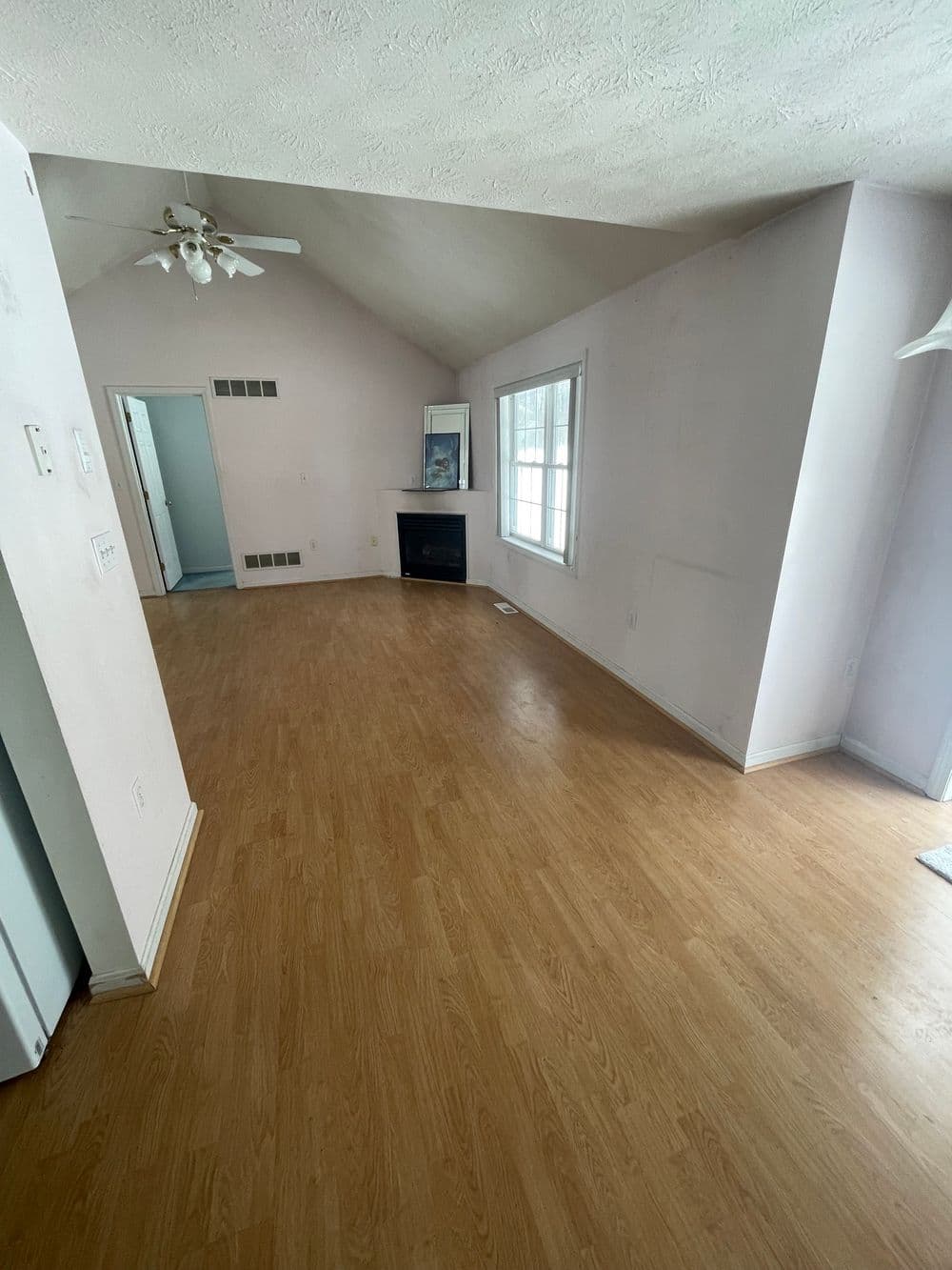 Residential Space Clearing and Organization image