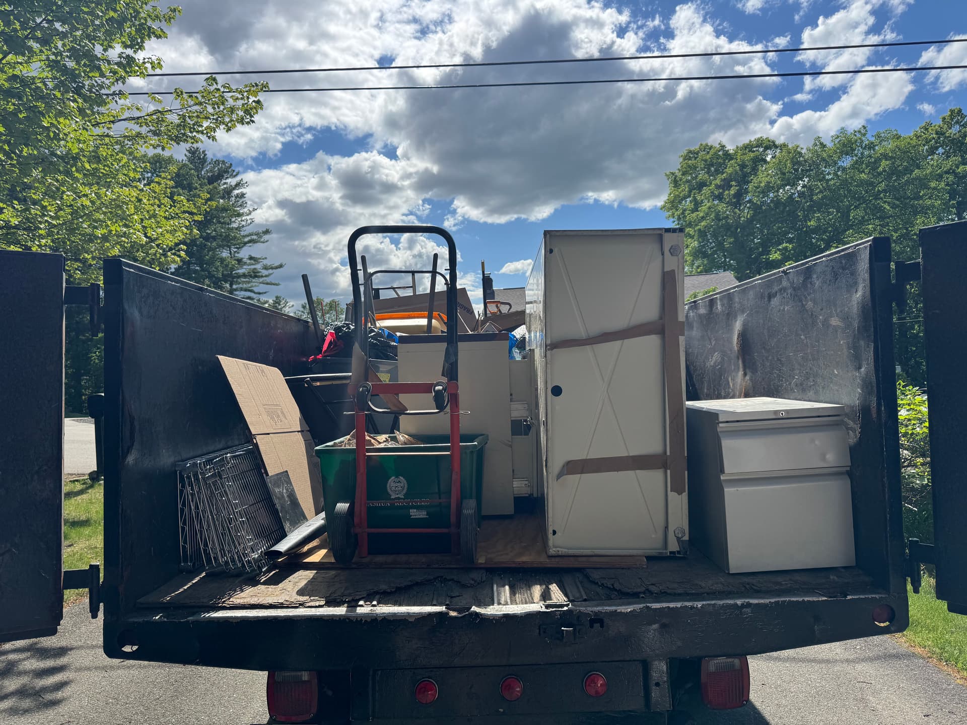 Gallery photos for Nashua Garage and Home Cleanout Before Listing: Image #3
