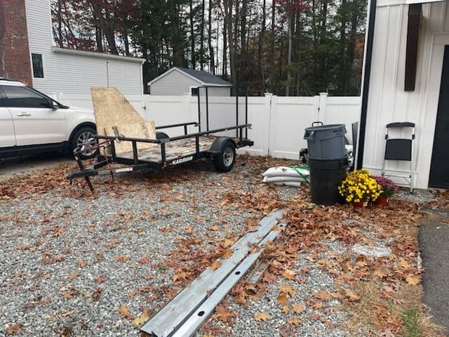 Clearing Clutter in Nashua - Our Junk Pick Up Solution image