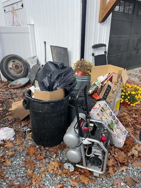 Gallery photos for Clearing Clutter in Nashua - Our Junk Pick Up Solution: Image #1